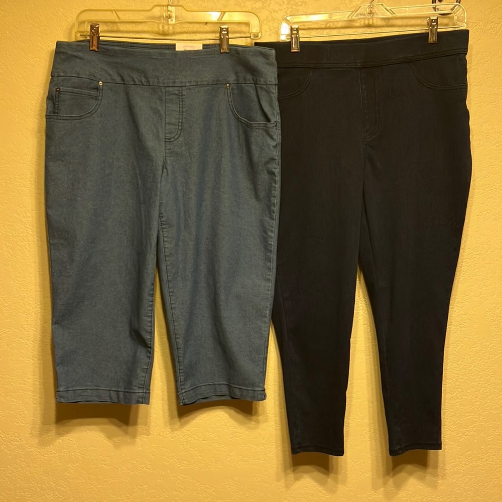 NWT LG 12-14,TIME & TRU MID RISE CAPRIS & NWOT 12-14 JEGGINGS